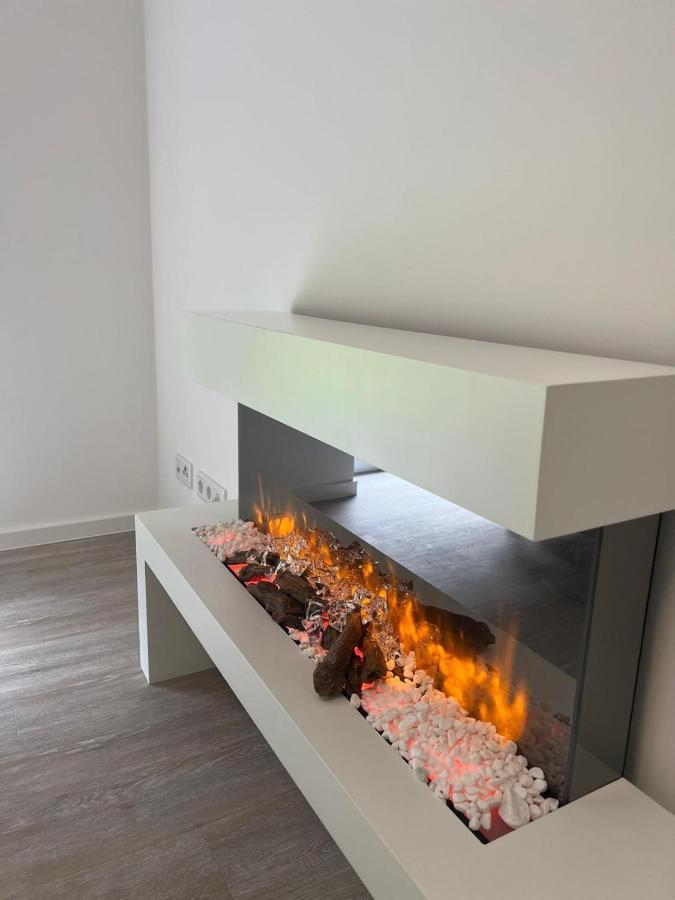 Luxurioeses Apartment Fuer 4 Personen, Neubau, Parkplatz Free Bochum Kültér fotó